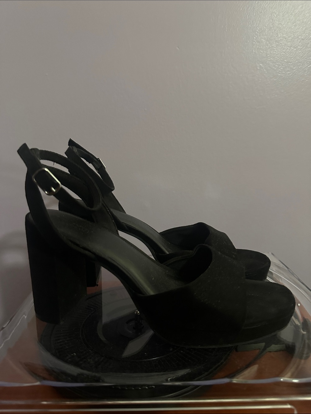 Old Navy Women's Black Block Heel Sandals with Ankle Strap